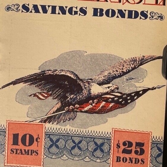 1942 US War WW2 Savings Bond 10 Cent Defense 3 Stamps With Album - Picture 2 of 6